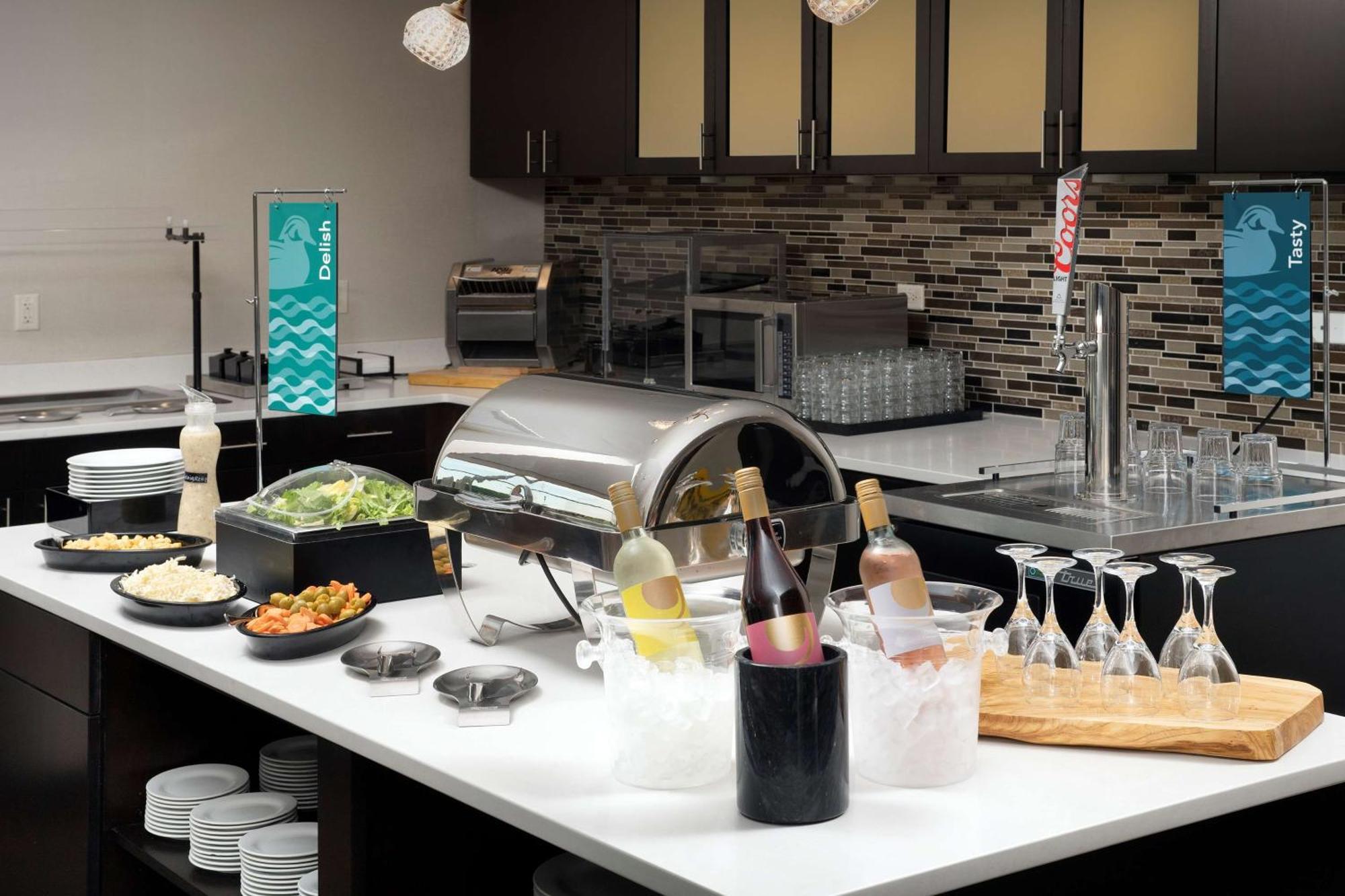 Homewood Suites By Hilton Kansas City Speedway Exteriör bild